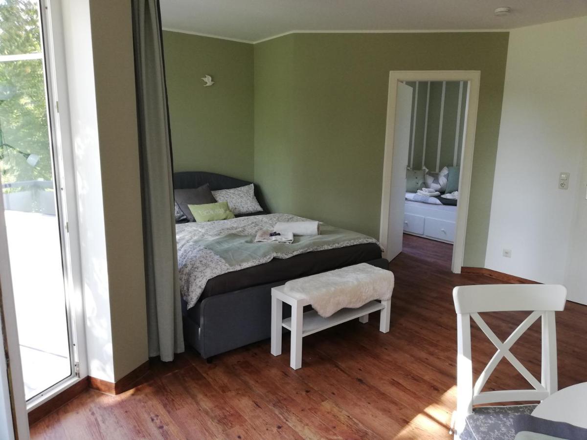 Ferienwohnung Am Kurpark Бад Клостерлаусниц Екстериор снимка